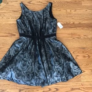 Size 14 Jessica Simpson dress